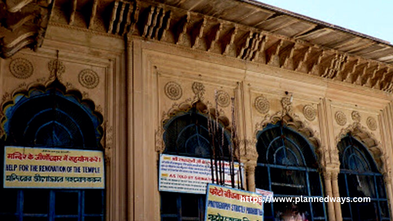 Radha Syamasundara Temple vrindavan