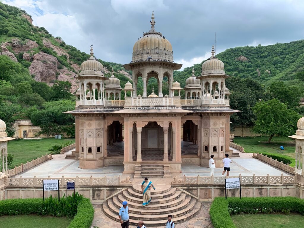 Gatore ki Chhatriyan, Jaipur