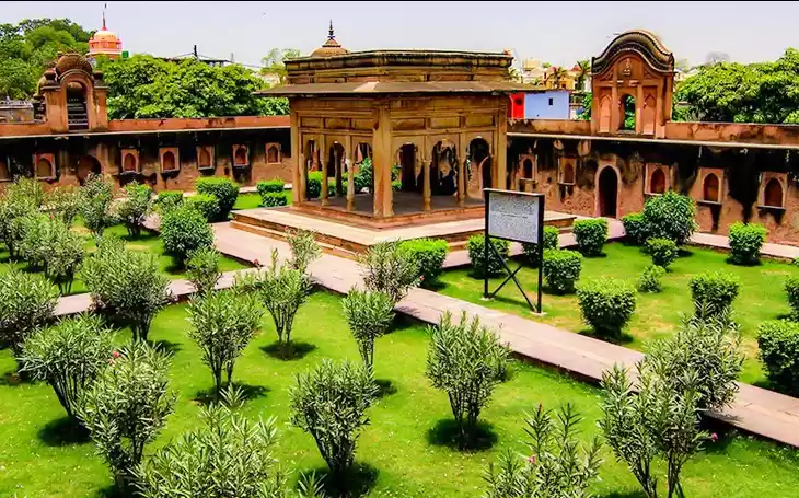 Raja Gangadhar Rao Ki Chhatri Jhansi