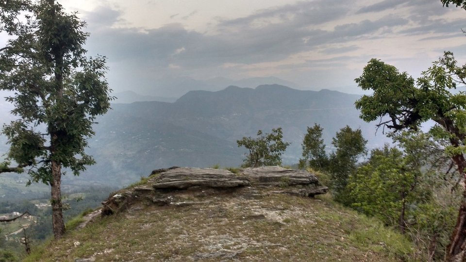 Hanging Rocks Pithoragarh