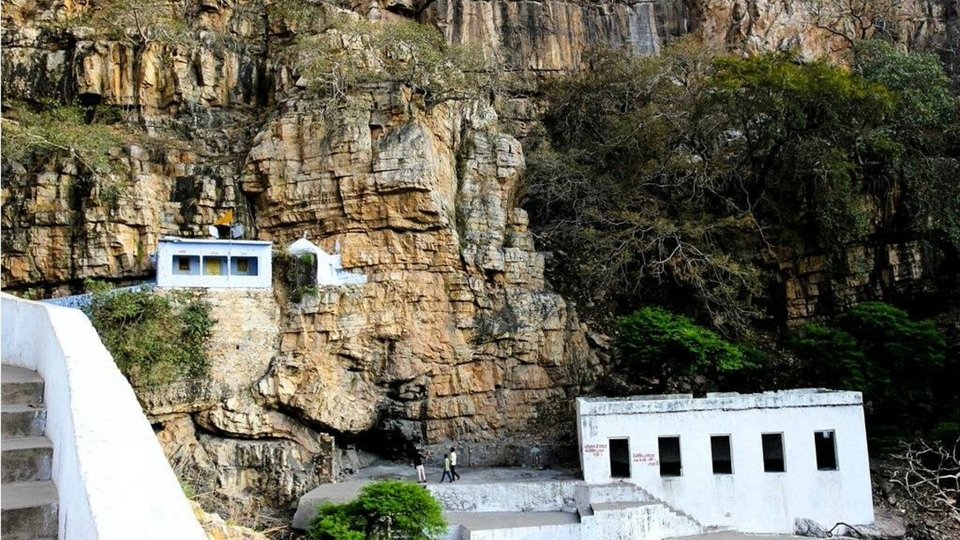  Amareshwar Mahadeo Temple Sawai Madhopur